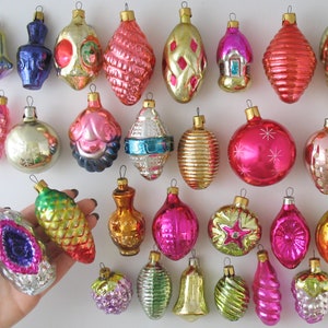 Vintage Home Decor, Christmas Retro Silver-Mercury Glass Ornament, Xmas Holiday Gift: Pink Blue, Antique style, small Tree Decoration