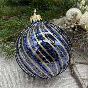 Handmade Blue Glass Christmas Ornament – Elegant Christmas decor 2025– Luxury Holiday Tree Decoration – Vintage Style Bauble